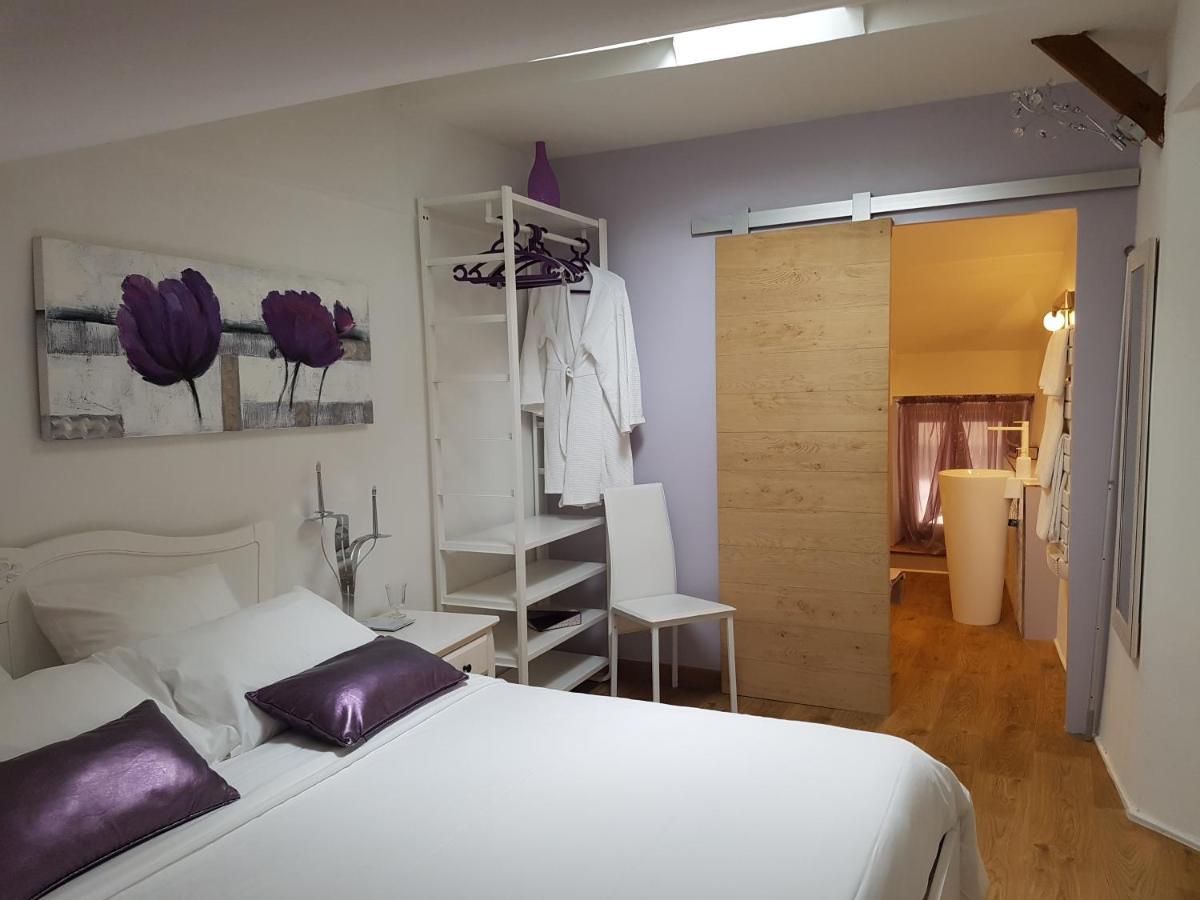 Hotel Domaine De La Fee-Licite Jullié Zewnętrze zdjęcie
