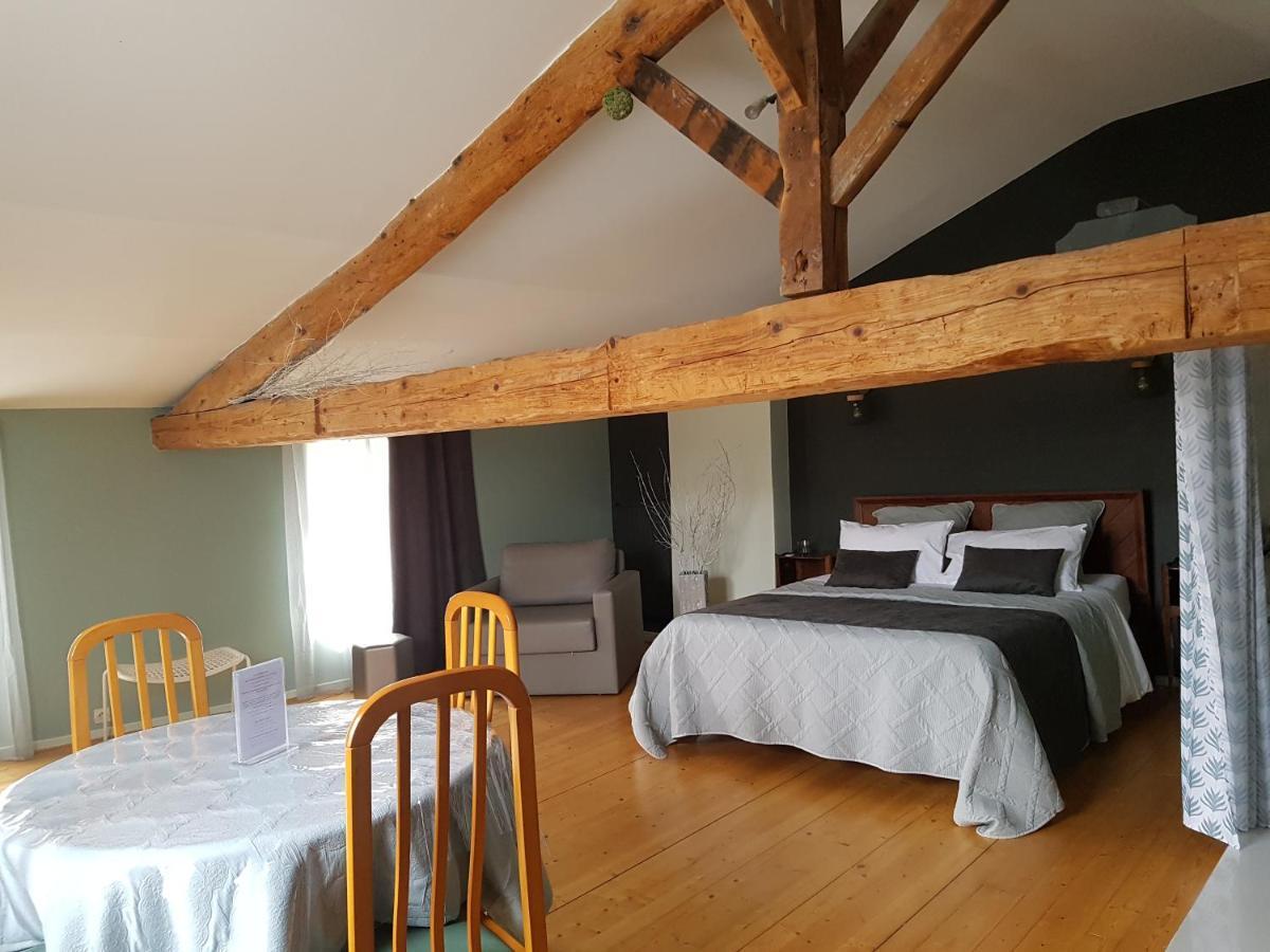 Hotel Domaine De La Fee-Licite Jullié Zewnętrze zdjęcie