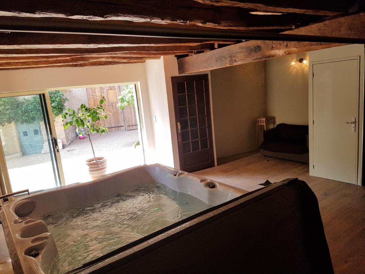 Hotel Domaine De La Fee-Licite Jullié Zewnętrze zdjęcie